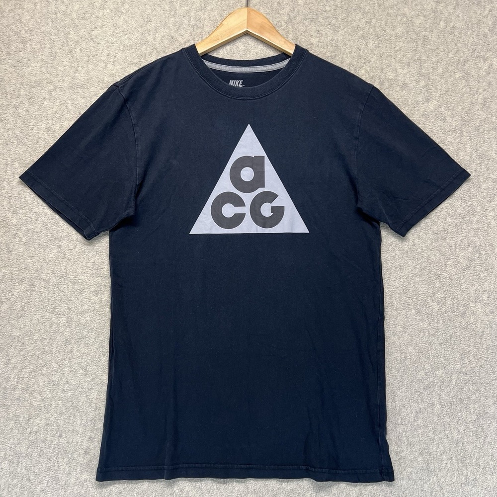 Nike ACG Men's Graphic Logo T-Shirt Black Short Sleeve Tee Size Medium